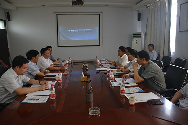 A delegation led by Chen Zhiwei, member of the Standing Committee of the Anyang Municipal Committee and Executive Vice Mayor, visited Quanfeng for investigation